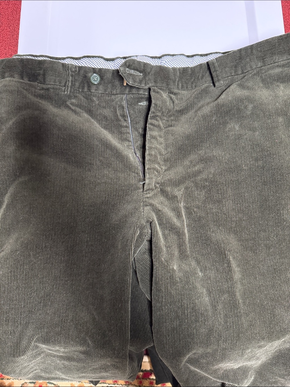 Men's Olive Corduroy Pants - Straight Fit